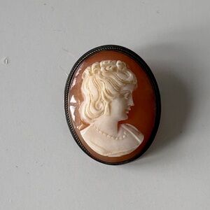 Vintage Cameo Brooch-Necklace